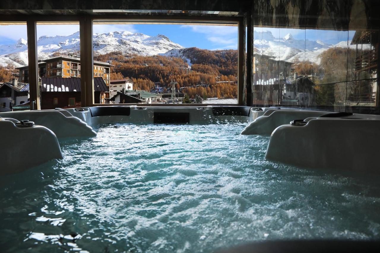 Chalet Blanc Cervinia Panzió Breuil-Cervinia Kültér fotó